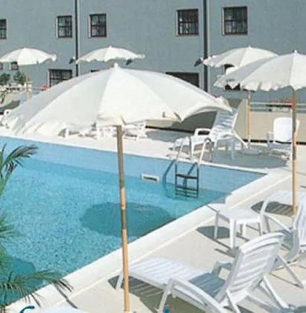 Hinterland Hotel